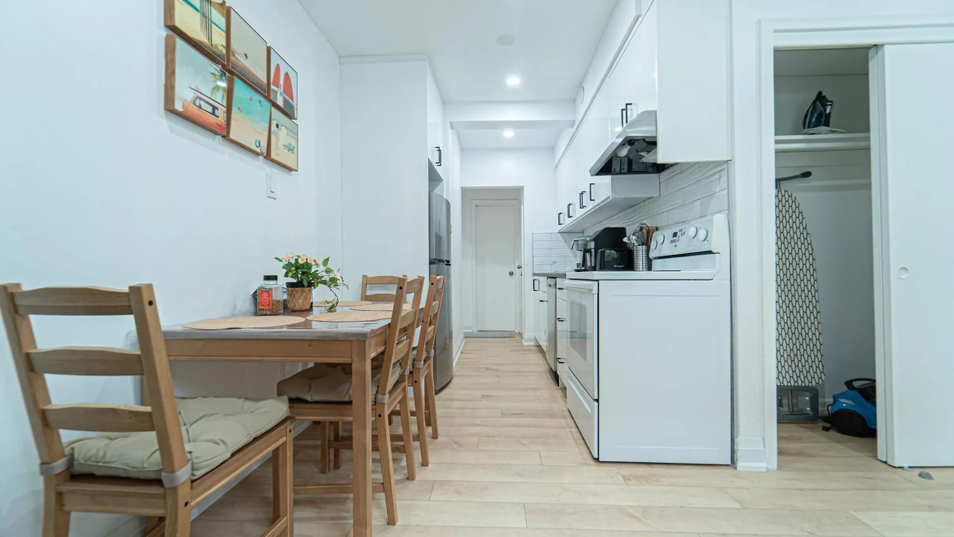 Quiet & Comfortable Double Private Room, Free Parking Toronto